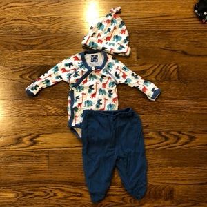 2 KicKee Pants bamboo outfits; onesie, pants & hat